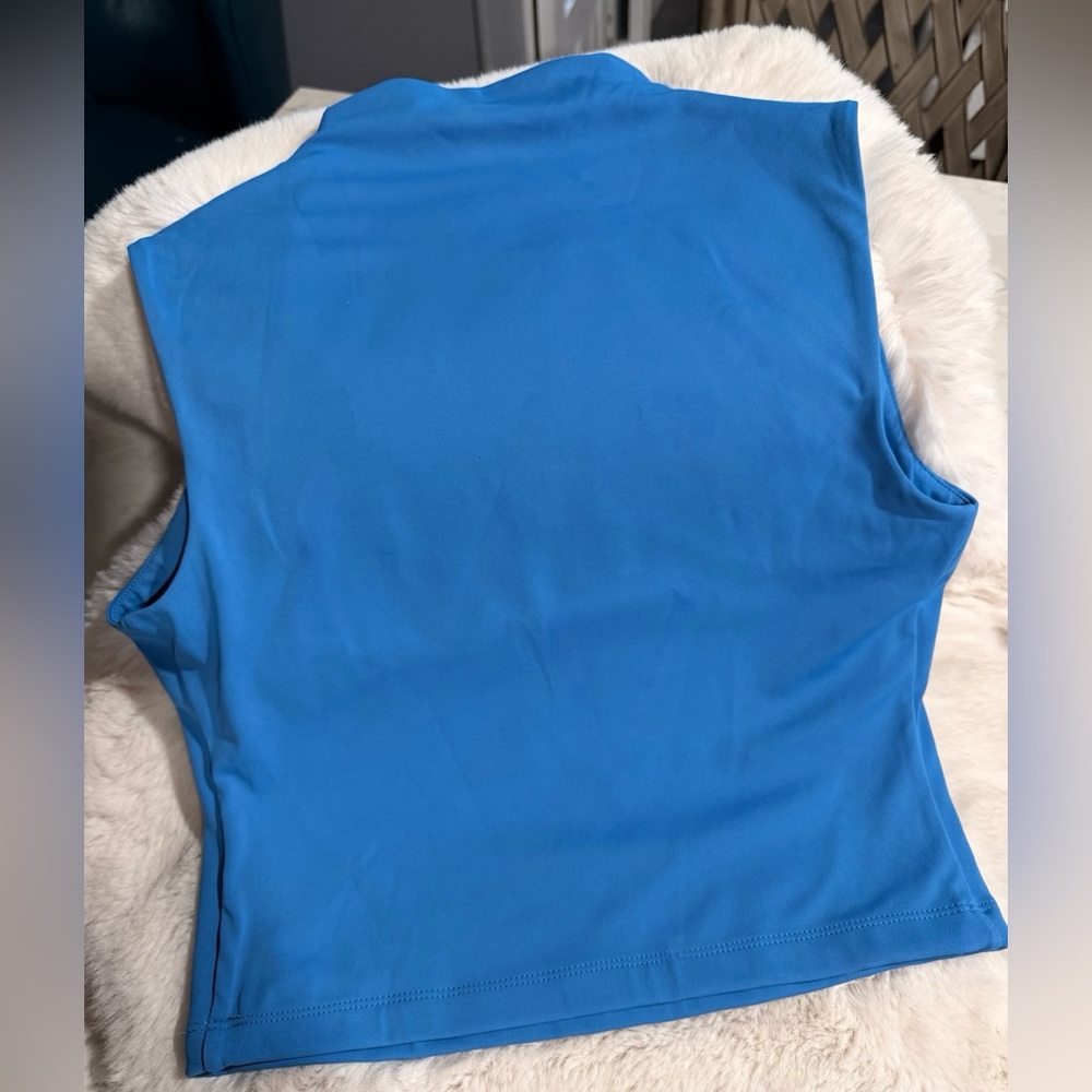 Express Body Contour High Compression Crew Neck Tank